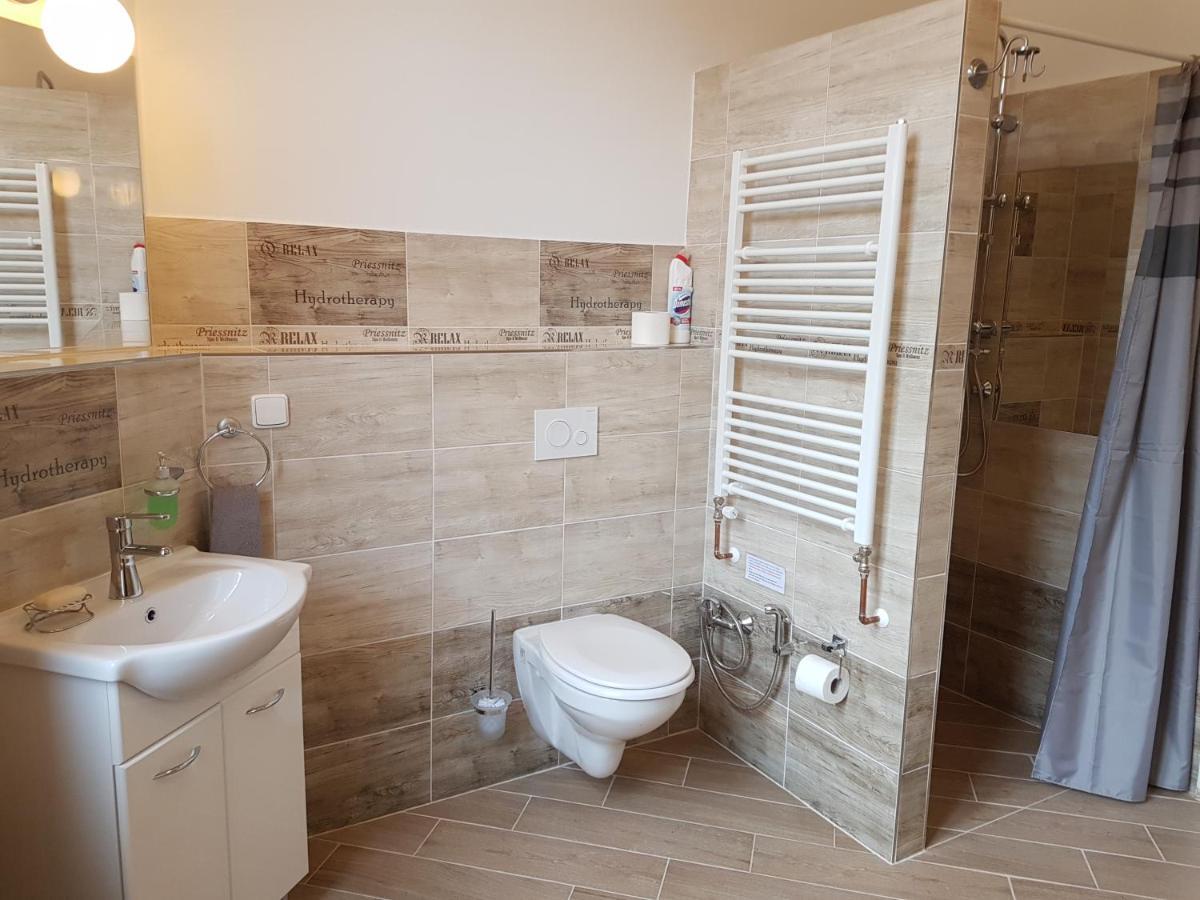 Apartment No. 16B Svahova 14 Karlsbad Exteriör bild